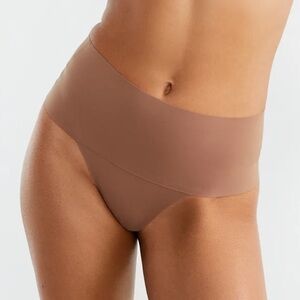 SPANX Undie-tectable Thong in Cafe-Au-Lait NWT